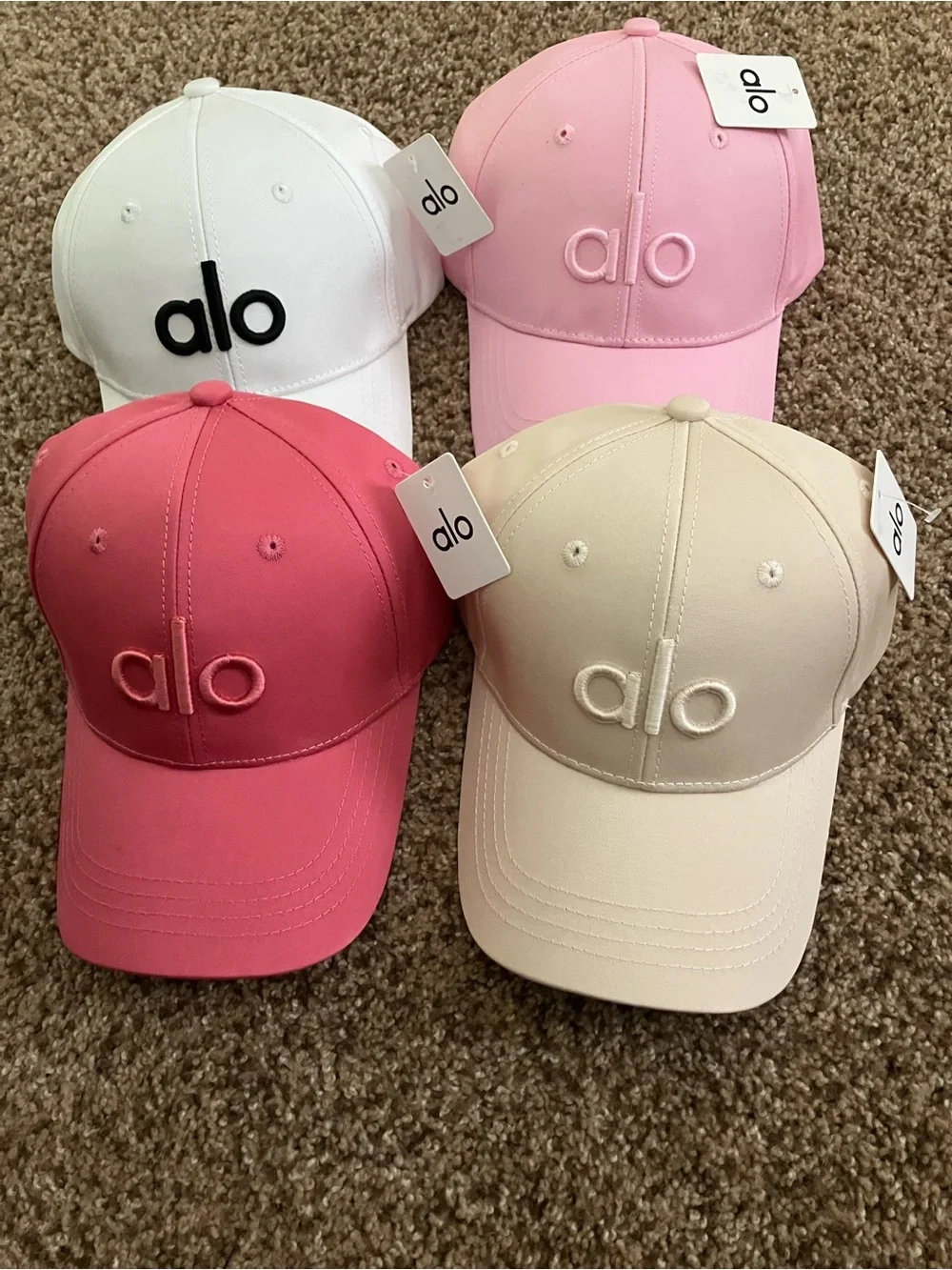 Women’s alo off duty cap NEW